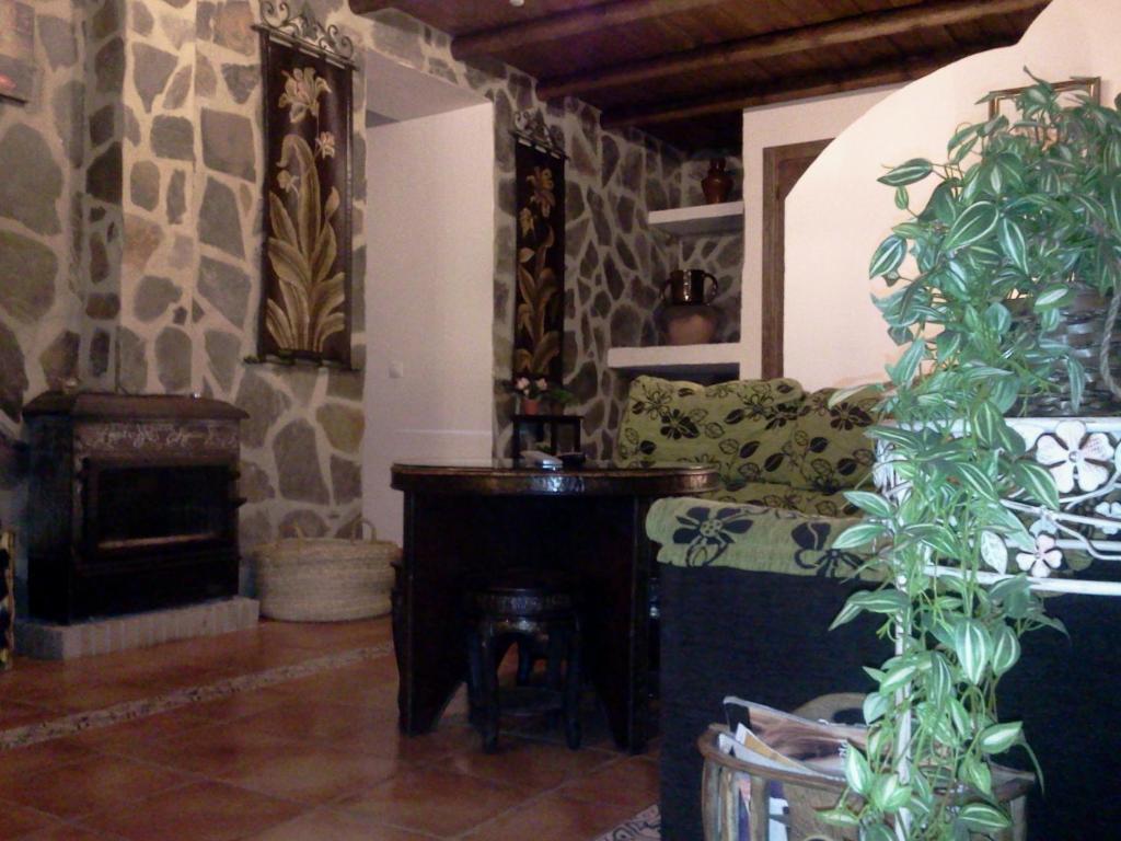 Los Cazadores Bed & Breakfast Ел Гастор Екстериор снимка