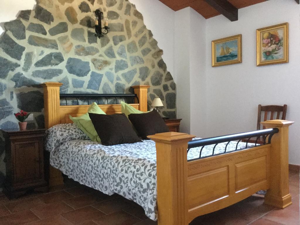 Los Cazadores Bed & Breakfast Ел Гастор Екстериор снимка